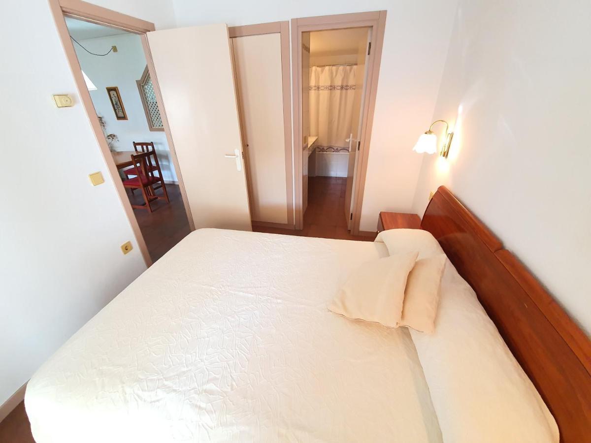 Apartamento Royal Marine Deluxe روساس المظهر الخارجي الصورة